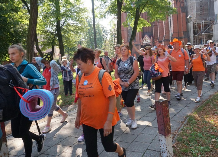 Gliwicka Piesza Pielgrzymka na Jasną Górę - rozpoczęcie w katedrze