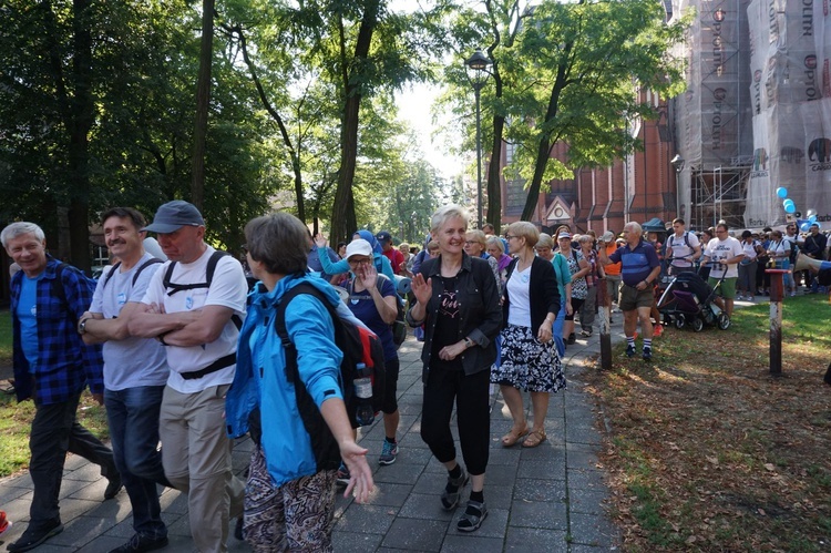 Gliwicka Piesza Pielgrzymka na Jasną Górę - rozpoczęcie w katedrze