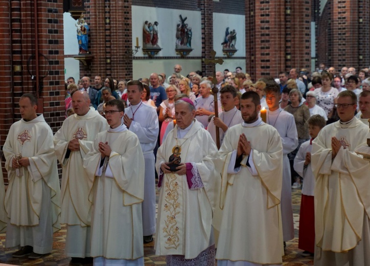 Gliwicka Piesza Pielgrzymka na Jasną Górę - rozpoczęcie w katedrze