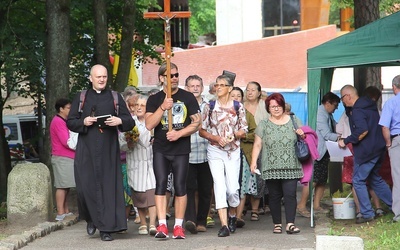 Więcej niż w pojedynkę. Rozpoczęła się 23. Diecezjalna Pielgrzymka Rodzin