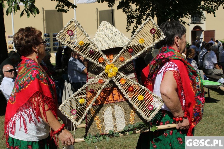 Dożynki diecezjalne w Rokitnie