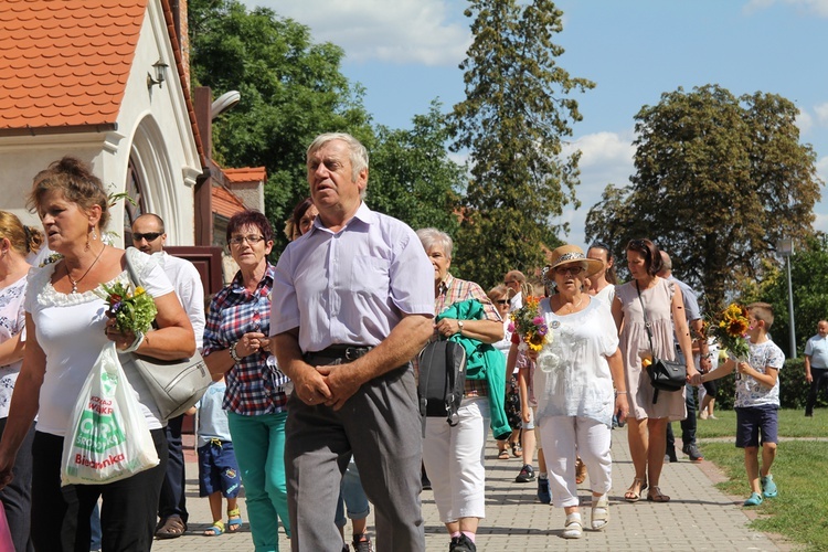 15 sierpnia w Ligocie Książęcej z pielgrzymami z Namysłowa i okolic