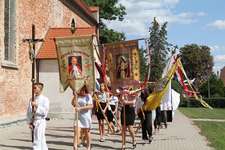 15 sierpnia w Ligocie Książęcej z pielgrzymami z Namysłowa i okolic