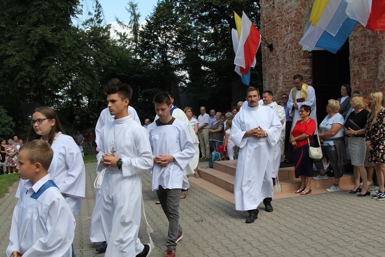 15 sierpnia w Ligocie Książęcej z pielgrzymami z Namysłowa i okolic