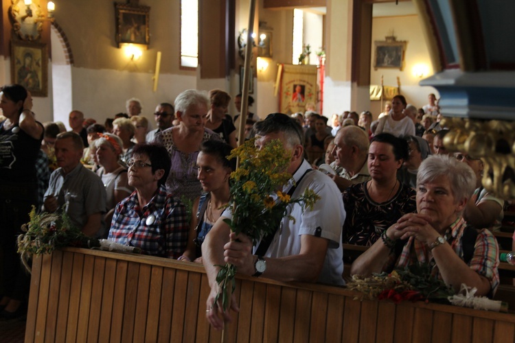 15 sierpnia w Ligocie Książęcej z pielgrzymami z Namysłowa i okolic