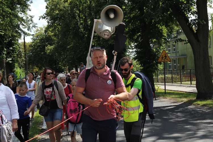 15 sierpnia w Ligocie Książęcej z pielgrzymami z Namysłowa i okolic