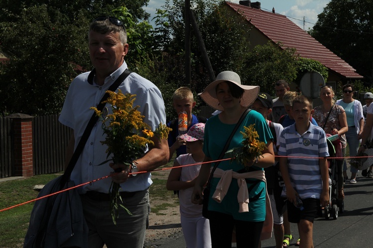 15 sierpnia w Ligocie Książęcej z pielgrzymami z Namysłowa i okolic