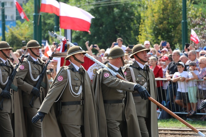 Katowice. Defilada "Wierni Polsce"