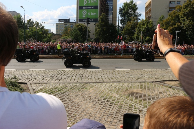 Katowice. Defilada "Wierni Polsce"