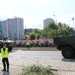 Katowice. Defilada "Wierni Polsce"