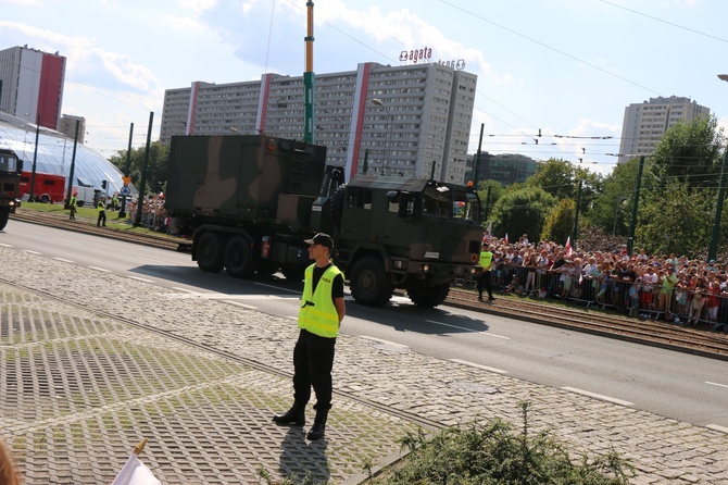 Katowice. Defilada "Wierni Polsce"