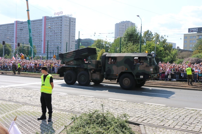 Katowice. Defilada "Wierni Polsce"