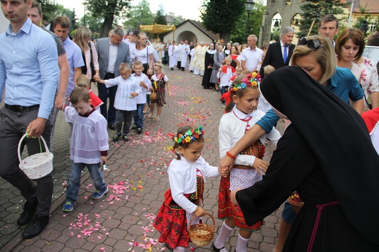 Sto lat obecności Sióstr Franciszanek Rodziny Maryi w Nowym Wiśniczu