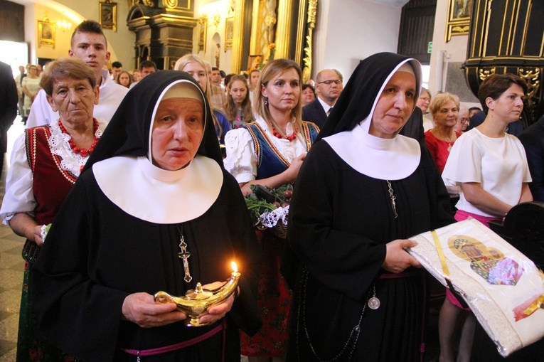 Sto lat obecności Sióstr Franciszanek Rodziny Maryi w Nowym Wiśniczu