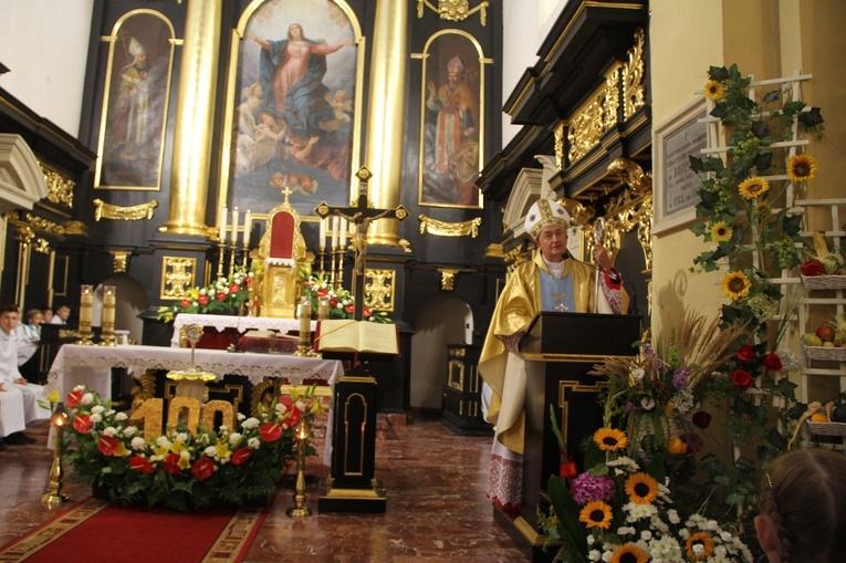 Sto lat obecności Sióstr Franciszanek Rodziny Maryi w Nowym Wiśniczu