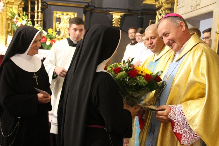 Sto lat obecności Sióstr Franciszanek Rodziny Maryi w Nowym Wiśniczu