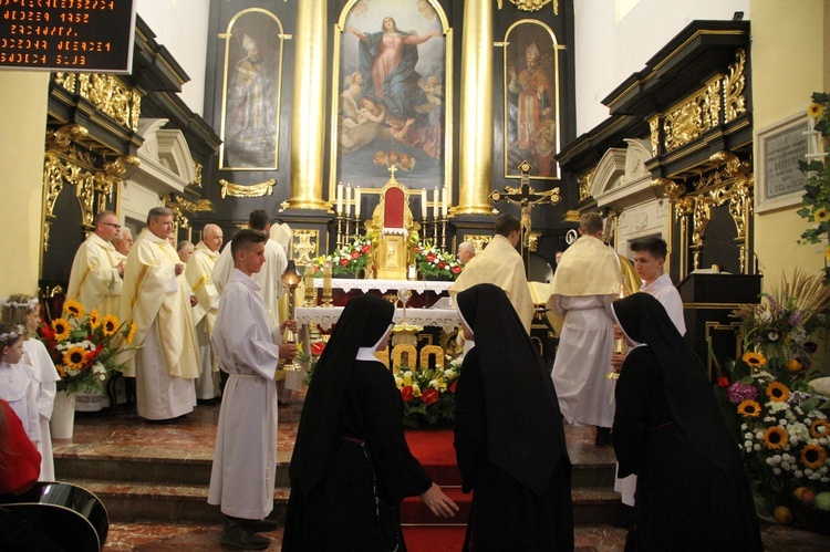 Sto lat obecności Sióstr Franciszanek Rodziny Maryi w Nowym Wiśniczu