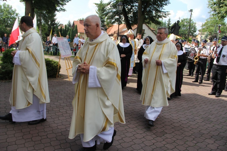 Sto lat obecności Sióstr Franciszanek Rodziny Maryi w Nowym Wiśniczu