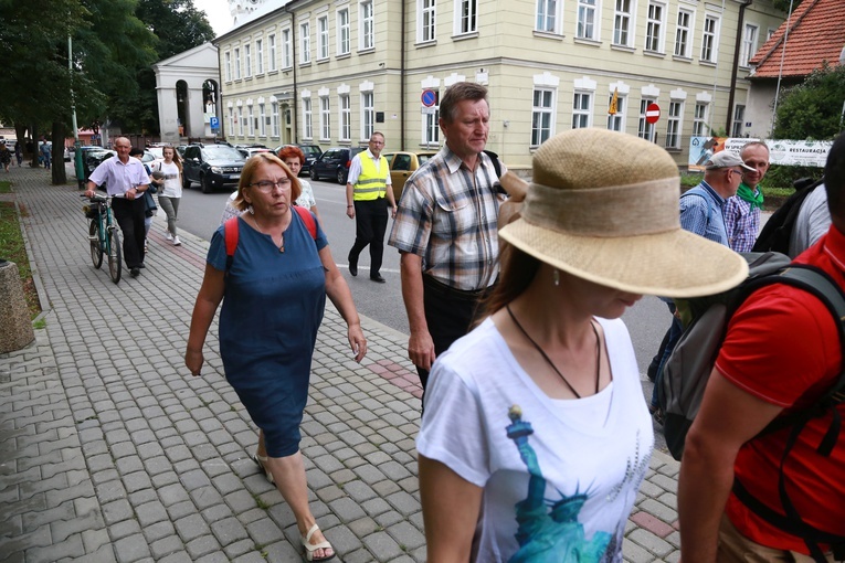 Pielgrzymka trzeźwościowa do Zawady