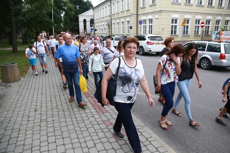 Pielgrzymka trzeźwościowa do Zawady