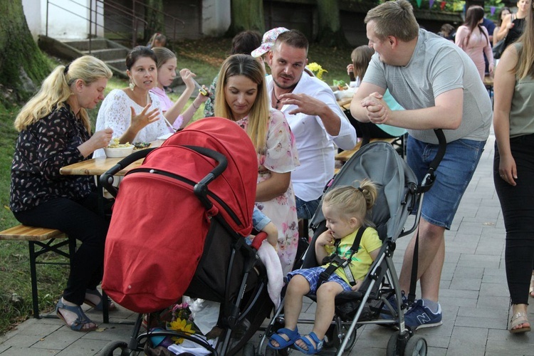 Głębowice - piknik parafialny i konkurs na "Bukiet ziela"