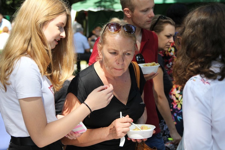 Głębowice - piknik parafialny i konkurs na "Bukiet ziela"