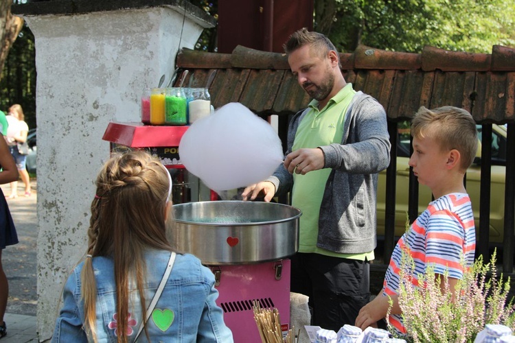 Głębowice - piknik parafialny i konkurs na "Bukiet ziela"