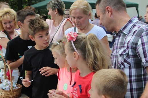 Głębowice - piknik parafialny i konkurs na "Bukiet ziela"