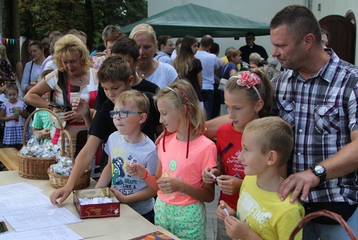 Głębowice - piknik parafialny i konkurs na "Bukiet ziela"