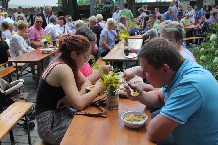 Głębowice - piknik parafialny i konkurs na "Bukiet ziela"