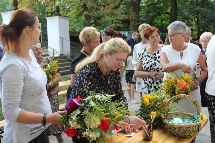 Głębowice - piknik parafialny i konkurs na "Bukiet ziela"