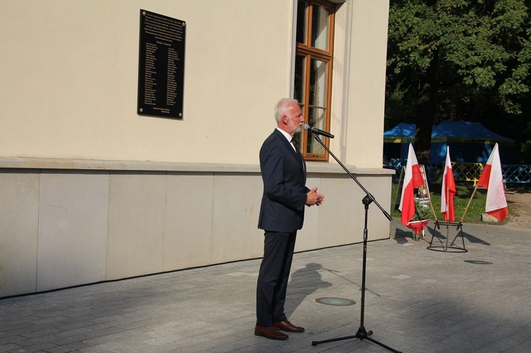 Pamiętają o ochotnikach dzikowskich