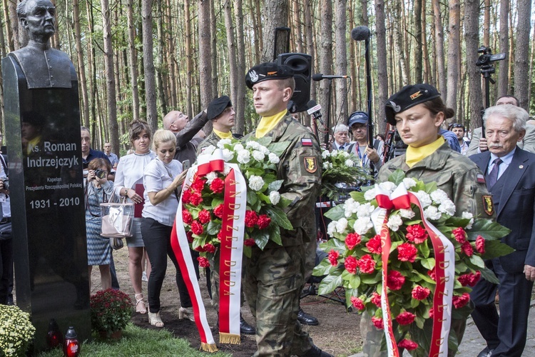 Polana Dębów Pamięci