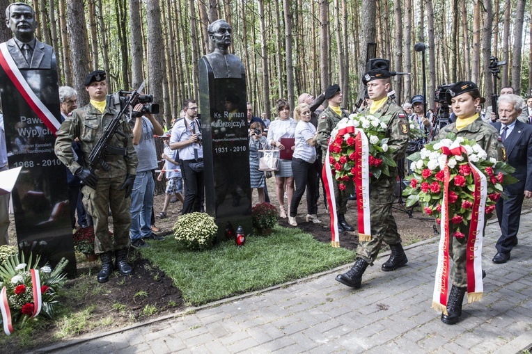 Polana Dębów Pamięci