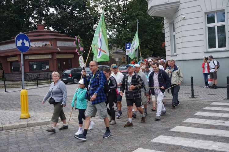 Ślubowane pielgrzymki z Sośnicy i Gliwic na Górę Świętej Anny