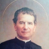 Ukochał młodzież, miał dar bilokacji i prorocze sny, a pies znikąd ratował mu życie