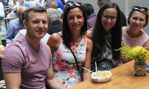 Piknikowanie w Głębowicach 15 sierpnia.