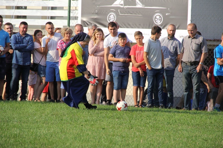 Brzozówka. Potrójne świętowanie