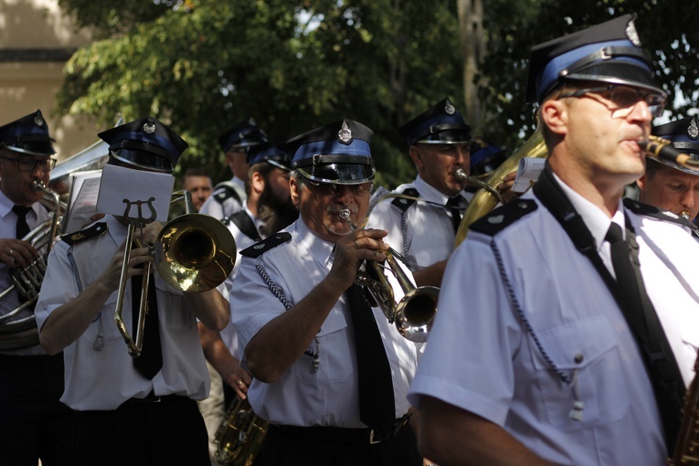 XVII Festyn Rodzinny w Bąkowie Górnym - Msza św.