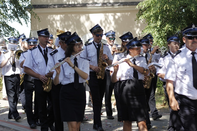 XVII Festyn Rodzinny w Bąkowie Górnym - Msza św.