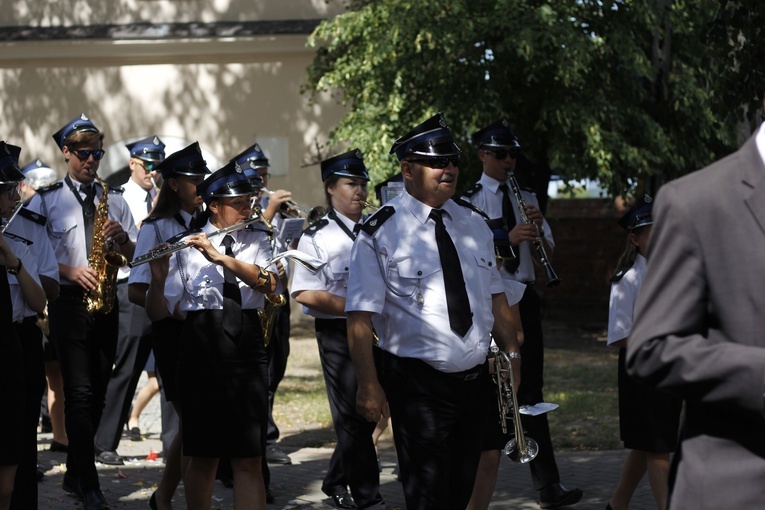 XVII Festyn Rodzinny w Bąkowie Górnym - Msza św.