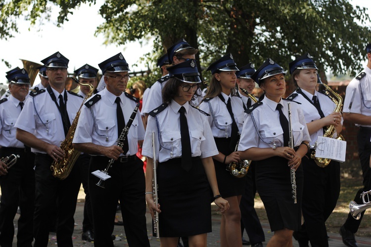 XVII Festyn Rodzinny w Bąkowie Górnym - Msza św.