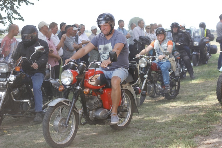 XVII Festyn Rodzinny w Bąkowie Górnym - piknik