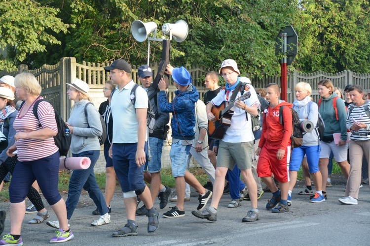 Ostatni poranek pieszej pielgrzymki