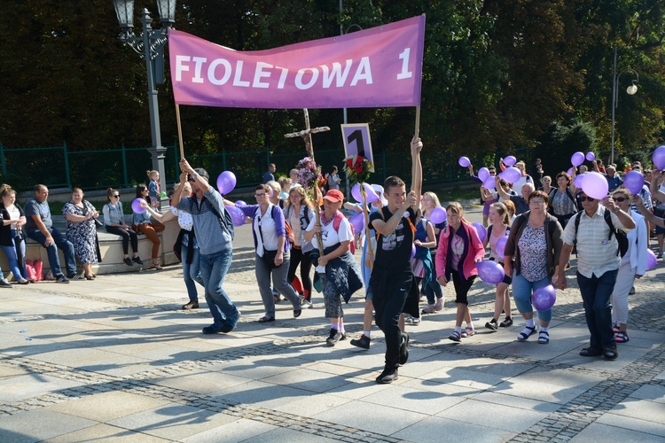 Jedynki u Matki Bożej