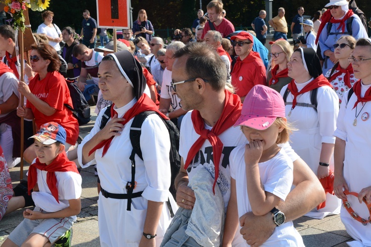 Jedynki u Matki Bożej