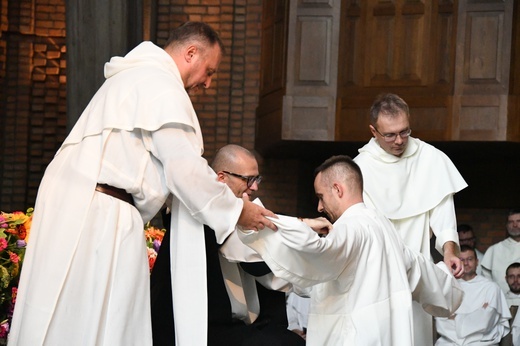 Obłóczyny u dominikanów