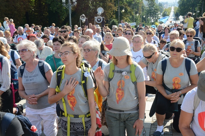 Zaręczyny tuż przed jasnogórskim szczytem