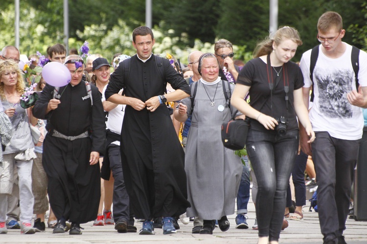 Pielgrzymka na Jasną Górę u celu - cz. 1.