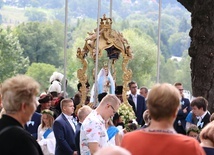 Kard. Grocholewski: Tutaj uświadamiamy sobie, że Maryja jest też naszą Matką